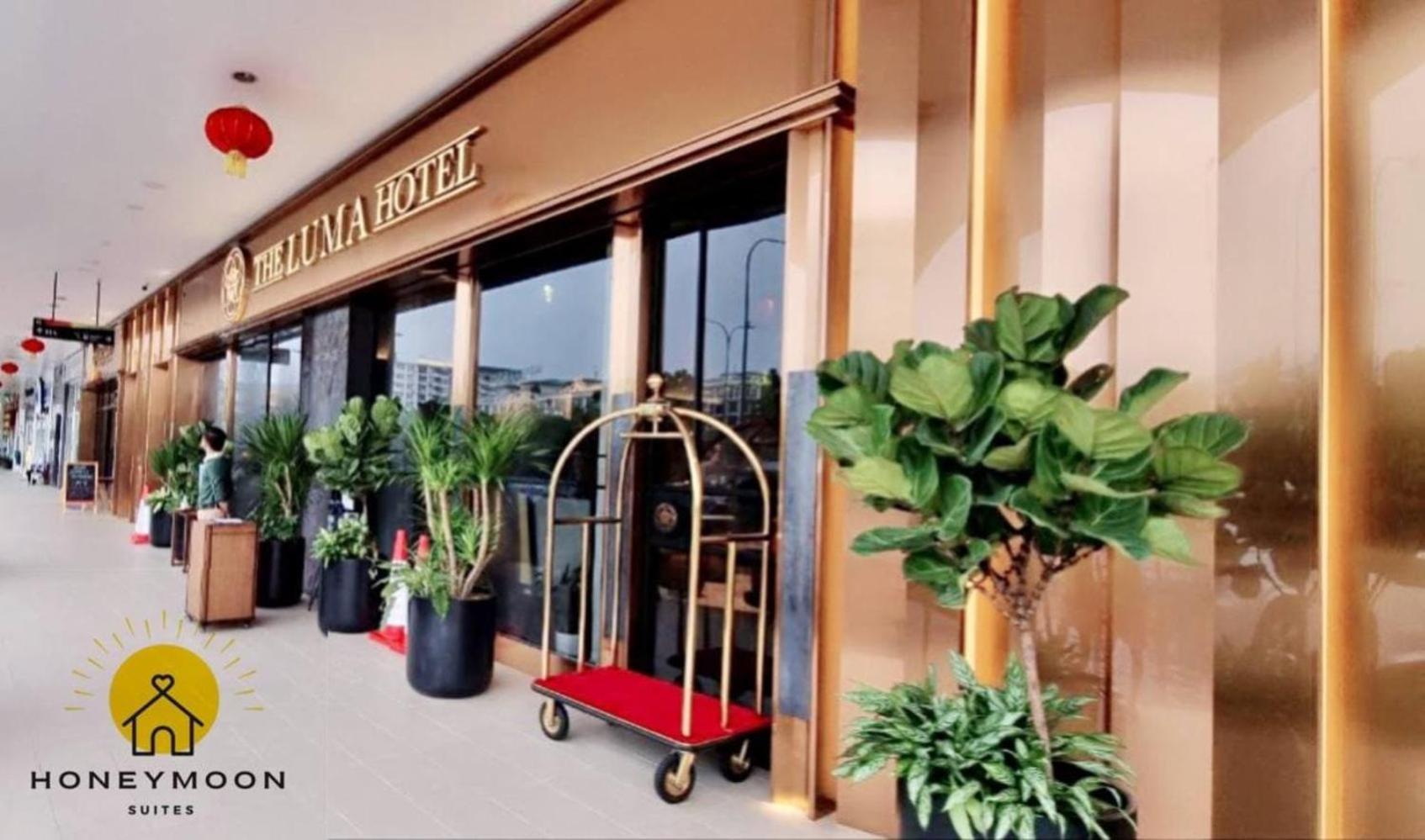 Honeymoon @ Sutera Avenue Sabah Malaysia * Kota Kinabalu
