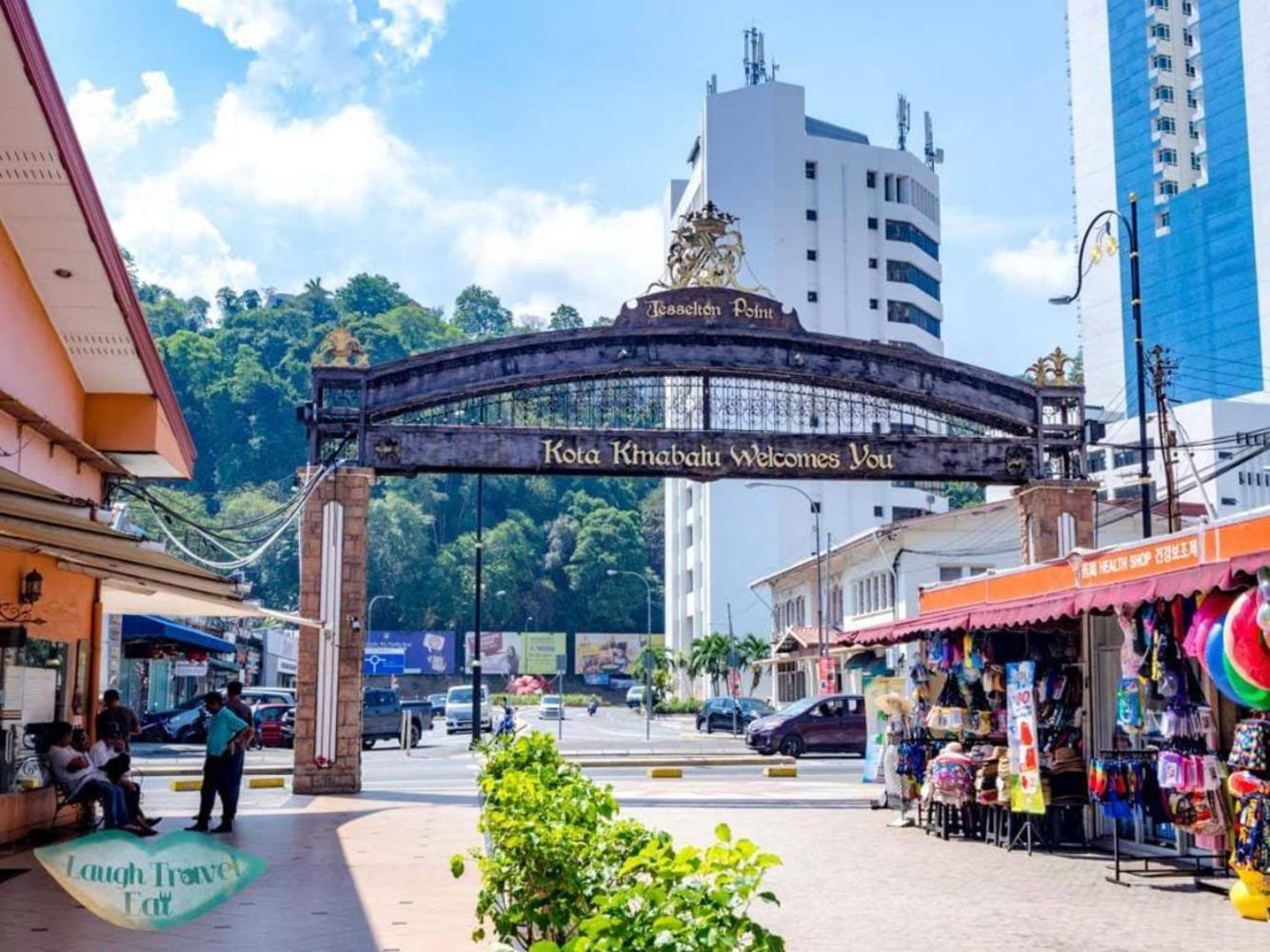 Apartment Honeymoon @ Sutera Avenue Sabah Malaysia